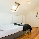 Casa Da Rua Taipas * Lisboa