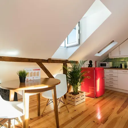 Casa Da Rua Taipas *