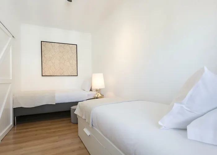 Casa Da Rua Taipas Apartamento *