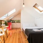 Casa Da Rua Taipas Apartamento